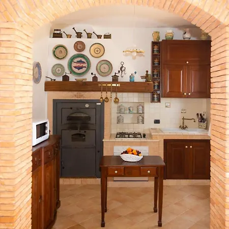 Holiday home Feudo Giglio Country Charme