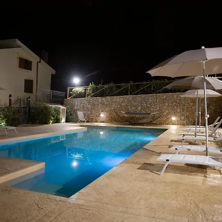 Holiday home Feudo Giglio Country Charme